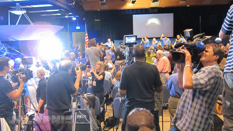Illustration for article titled Live From NASA: Blogging The Curiosity Mars Rover Landing